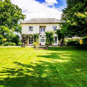 The Georgian Villa